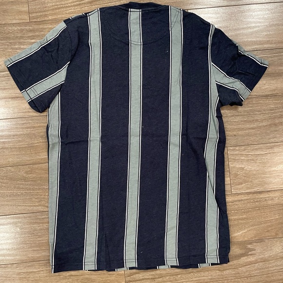 Hollister striped tee - Picture 4 of 4